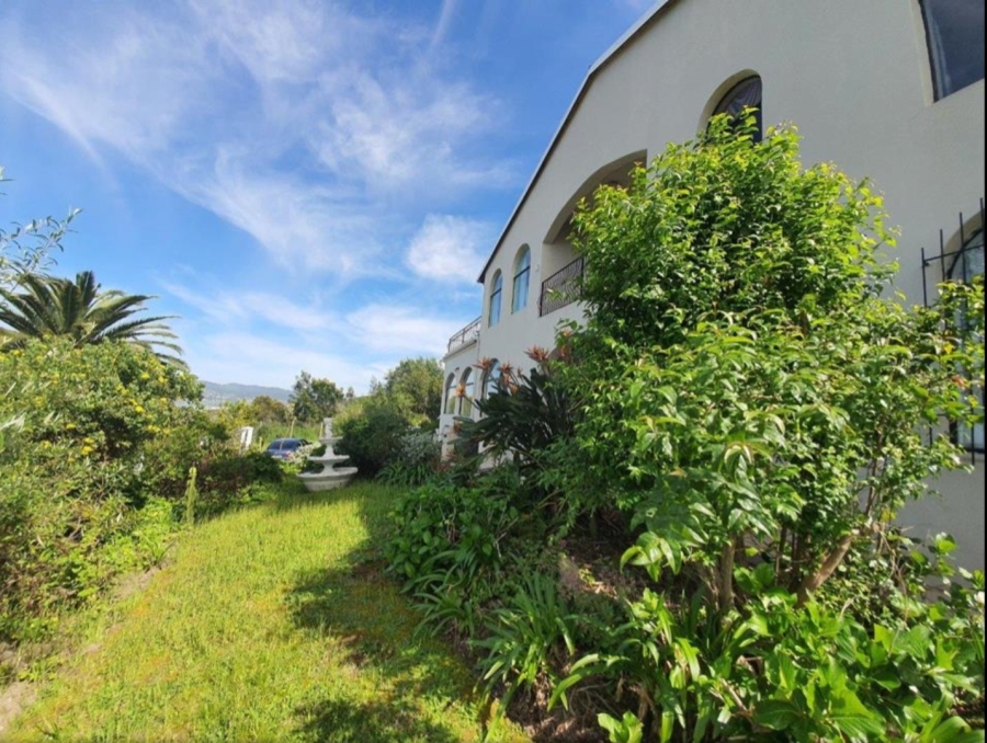 5 Bedroom Property for Sale in Old Place Western Cape